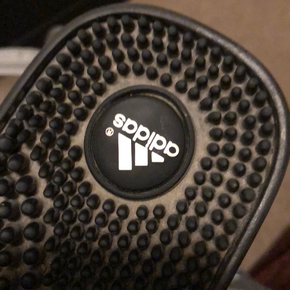 Women’s Adidas slides - Picture 3 of 4